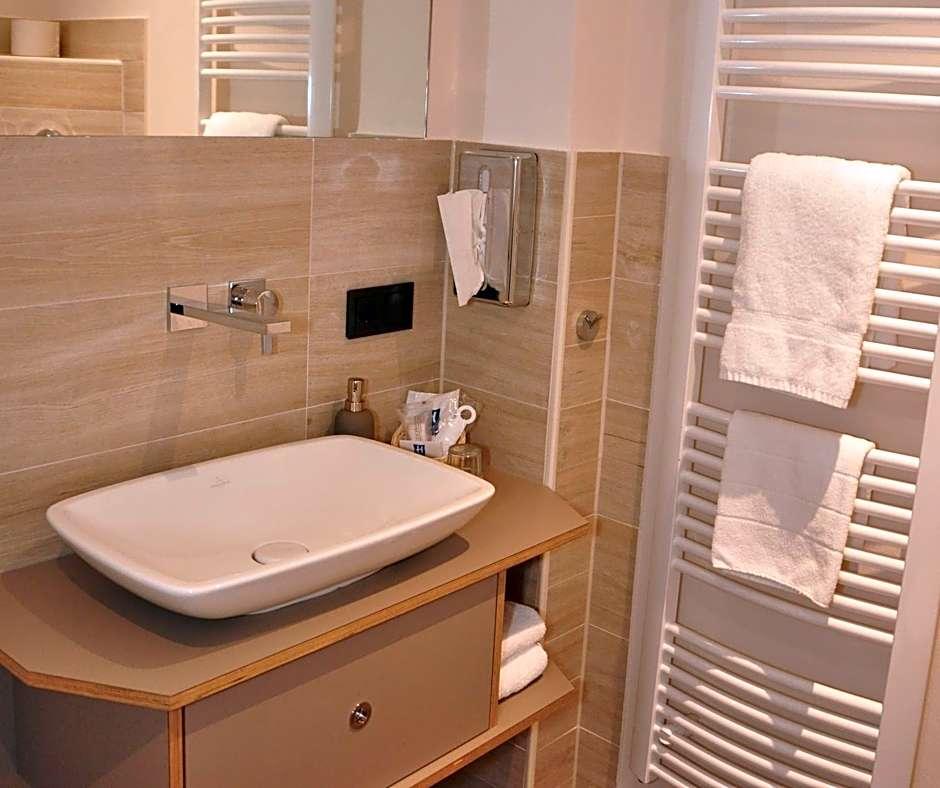 Classic Single Room